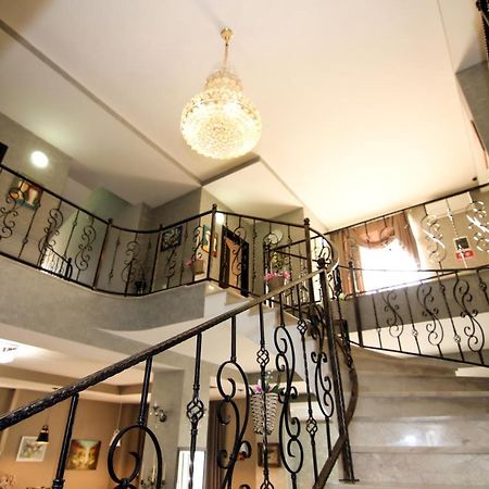 Hotel Salmer Тбилиси Экстерьер фото