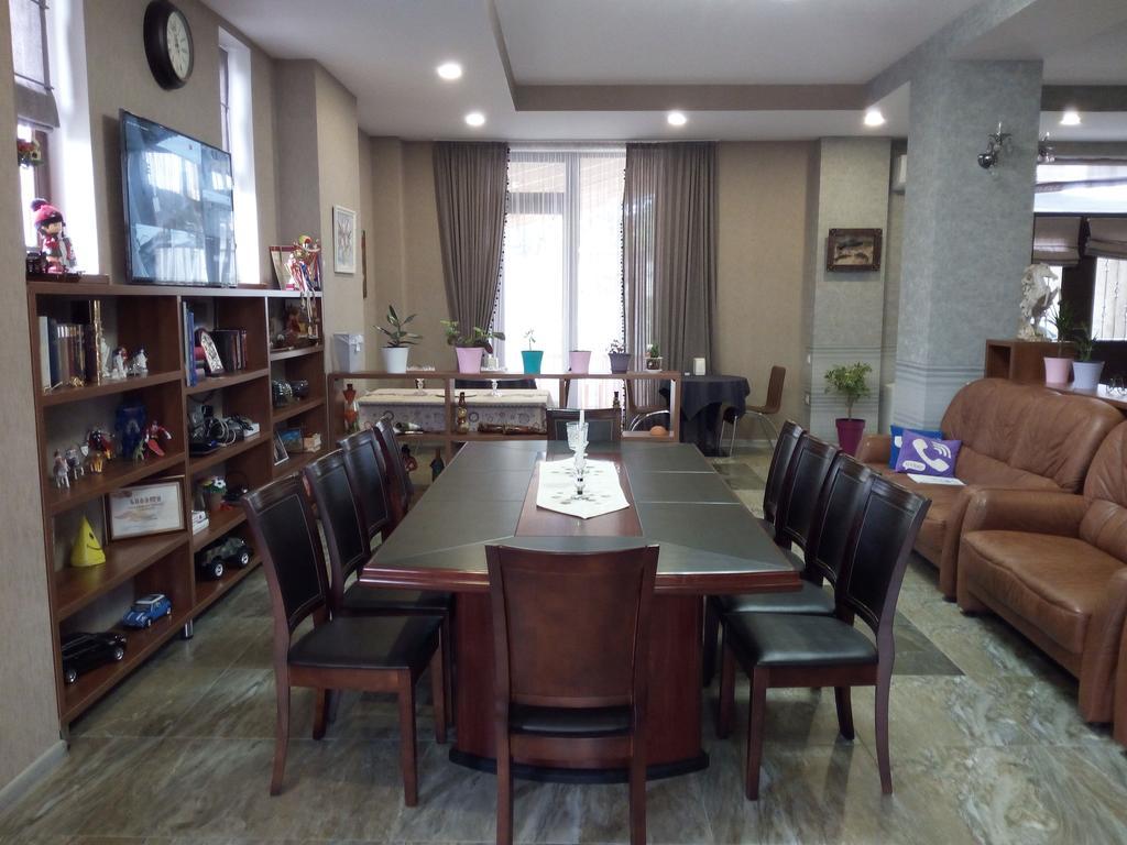 Hotel Salmer Тбилиси Экстерьер фото