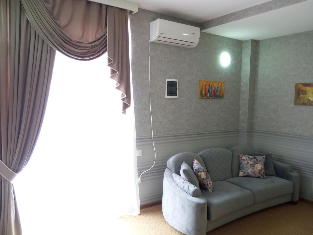 Hotel Salmer Тбилиси Экстерьер фото