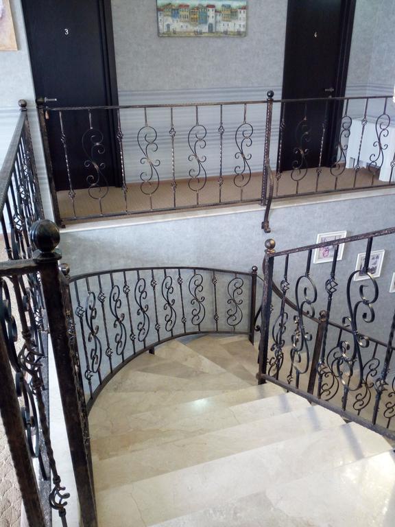 Hotel Salmer Тбилиси Экстерьер фото